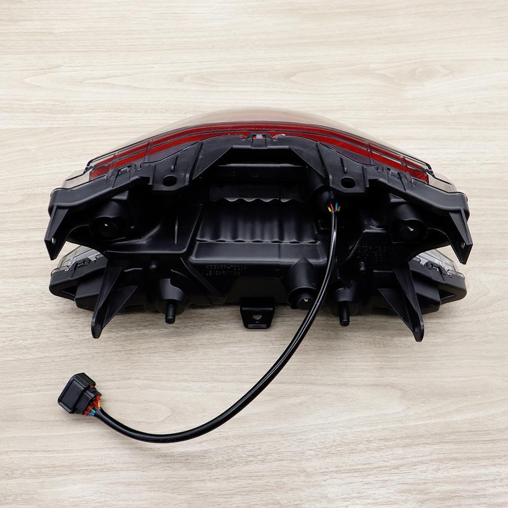 Taillight set for PCX150 2018-2020 models. Genuine parts. Code K97